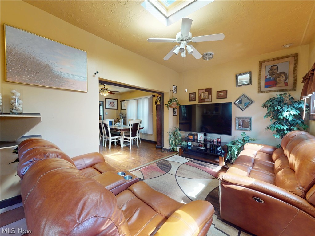 3073 W 116th Street Cleveland OH 44111