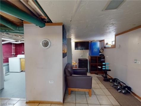 3073 W 116th Street Cleveland OH 44111