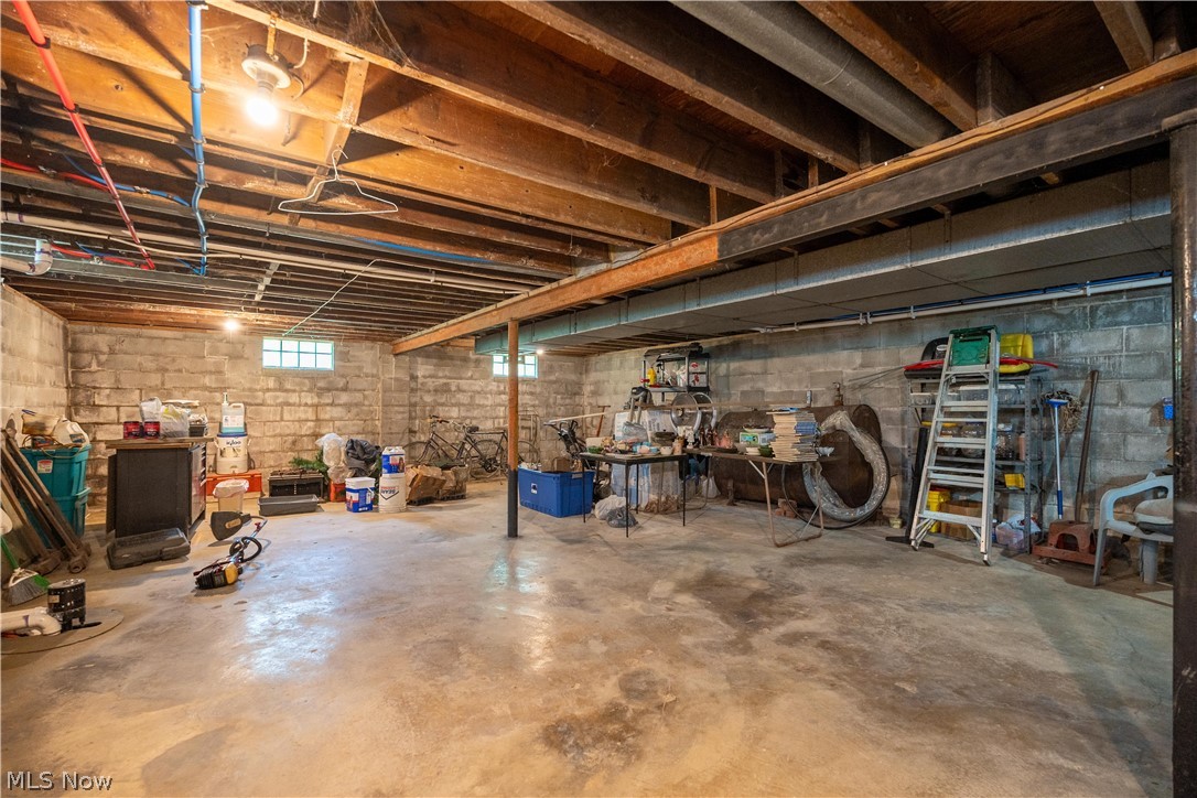 8753 S Duck Creek Road Berlin Center OH 44401