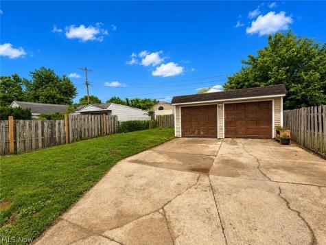 5811 Allanwood Drive Parma OH 44129
