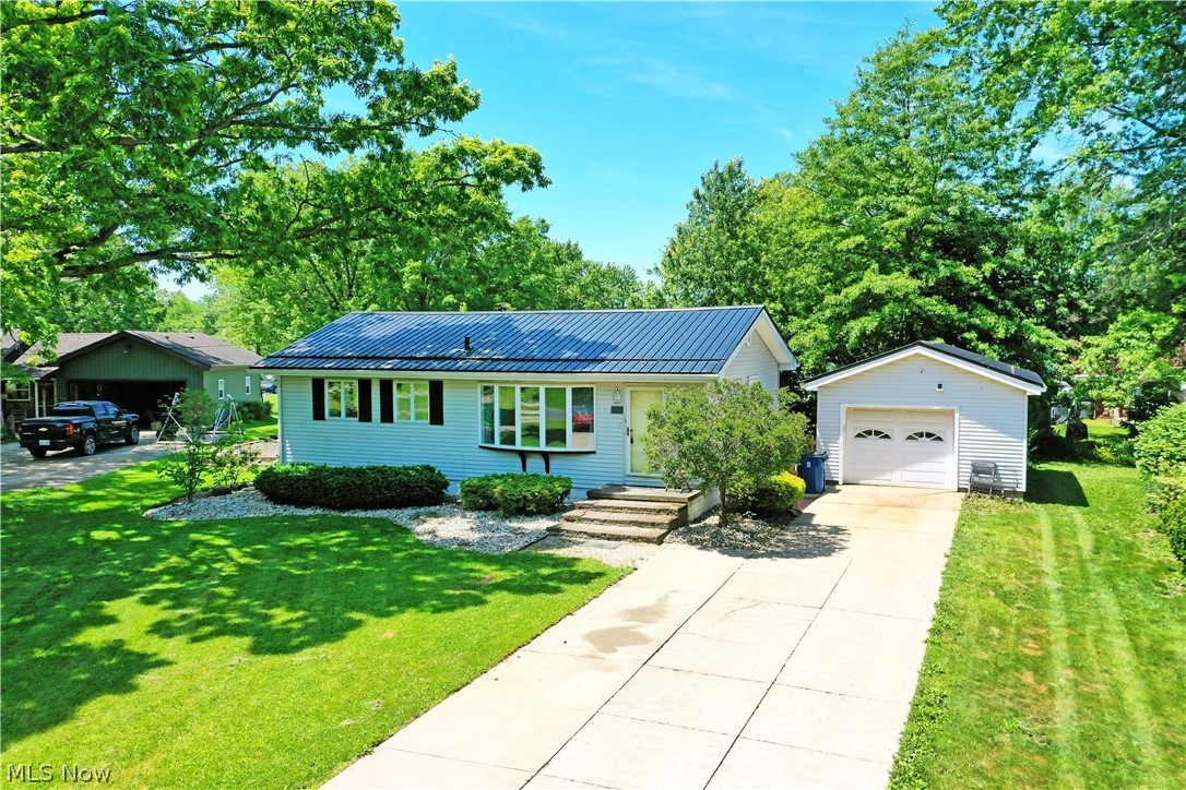 182 Shirley Lane NW Warren OH 44483