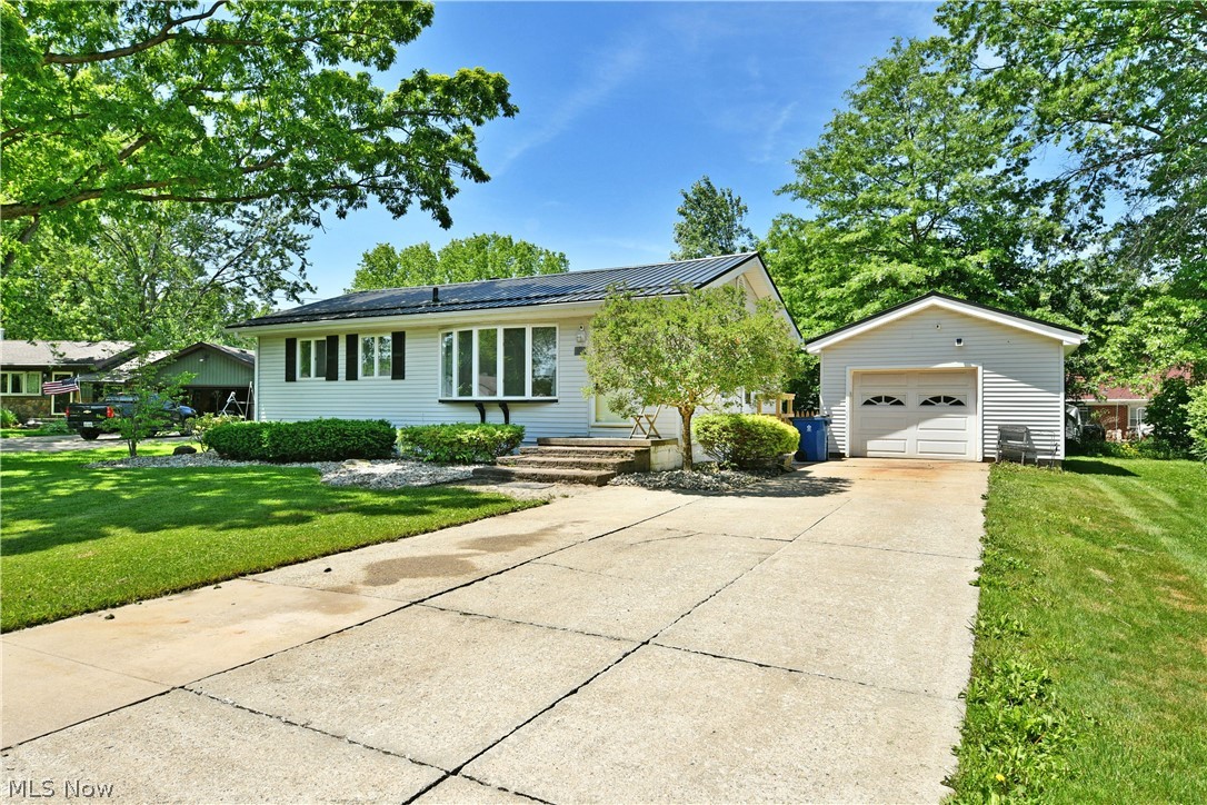182 Shirley Lane NW Warren OH 44483