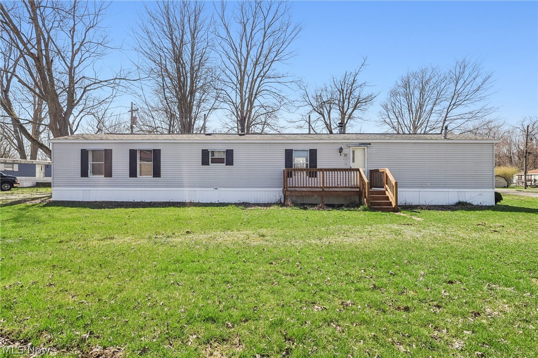 6800 Lake Road W Geneva OH 44041
