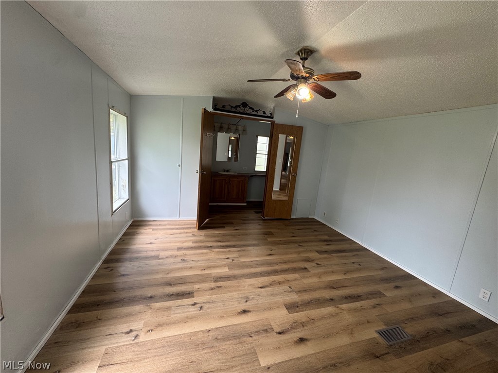 6800 Lake Road W Geneva OH 44041