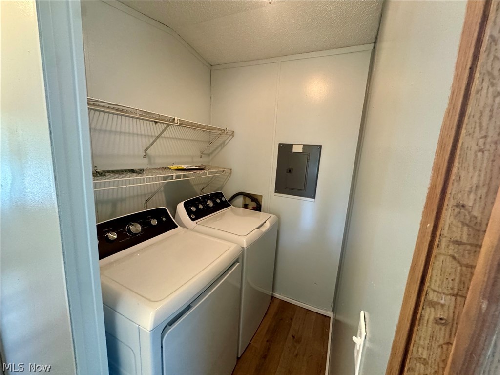 6800 Lake Road W Geneva OH 44041