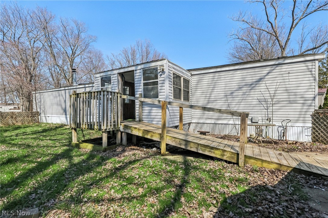 6800 Lake Road W Geneva OH 44041