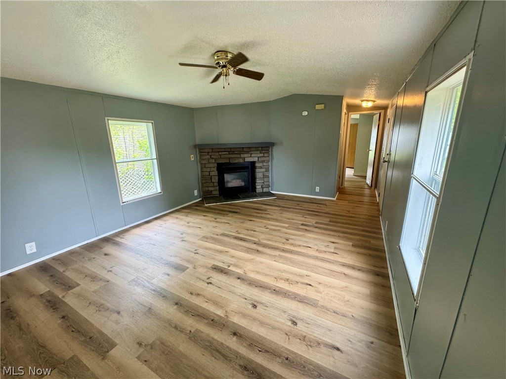6800 Lake Road W Geneva OH 44041