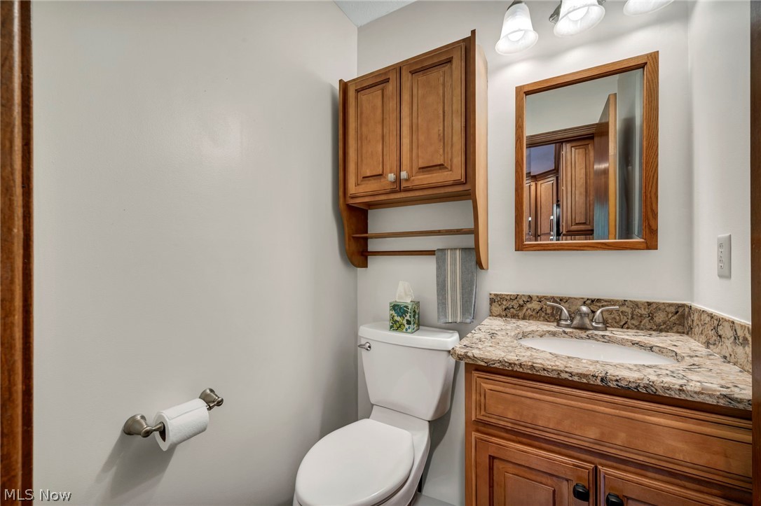 2384 Twin Lakes Drive Uniontown OH 44685