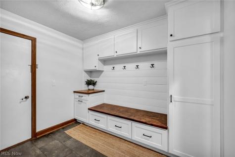 2384 Twin Lakes Drive Uniontown OH 44685