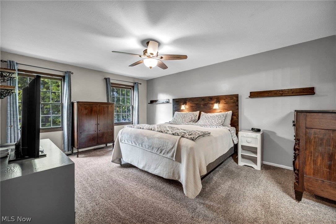 2384 Twin Lakes Drive Uniontown OH 44685