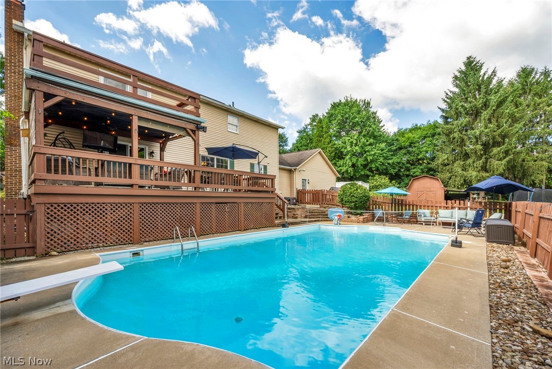 2384 Twin Lakes Drive Uniontown OH 44685