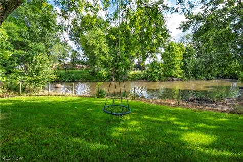 2384 Twin Lakes Drive Uniontown OH 44685