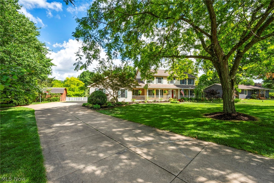 2384 Twin Lakes Drive Uniontown OH 44685