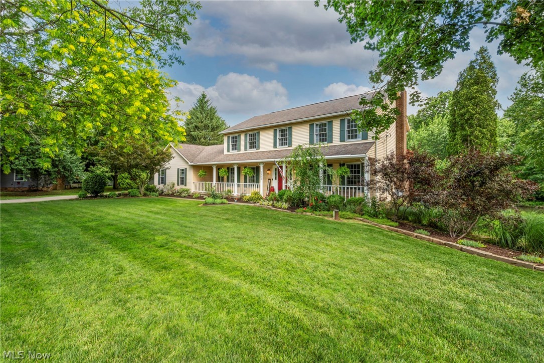 2384 Twin Lakes Drive Uniontown OH 44685