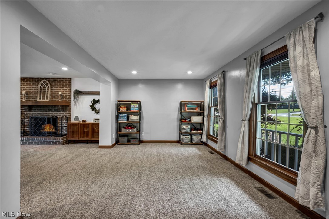 2384 Twin Lakes Drive Uniontown OH 44685