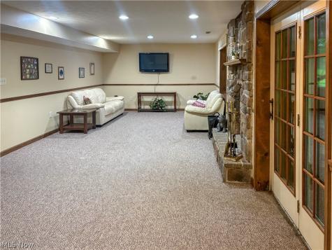 513 Park Ridge Drive Munroe Falls OH 44262