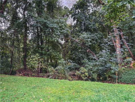 513 Park Ridge Drive Munroe Falls OH 44262