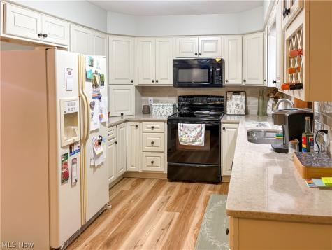 513 Park Ridge Drive Munroe Falls OH 44262