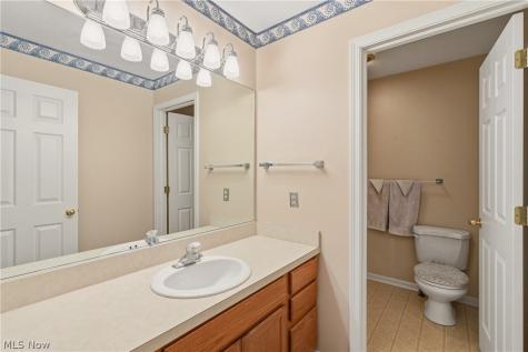 1295 Shady Lakes Drive Kent OH 44240