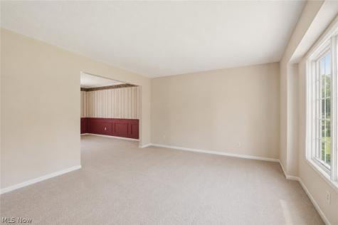 1295 Shady Lakes Drive Kent OH 44240