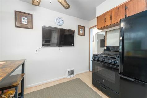 30414 Mildred Drive Willowick OH 44095