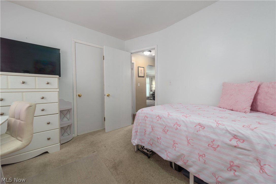 30414 Mildred Drive Willowick OH 44095