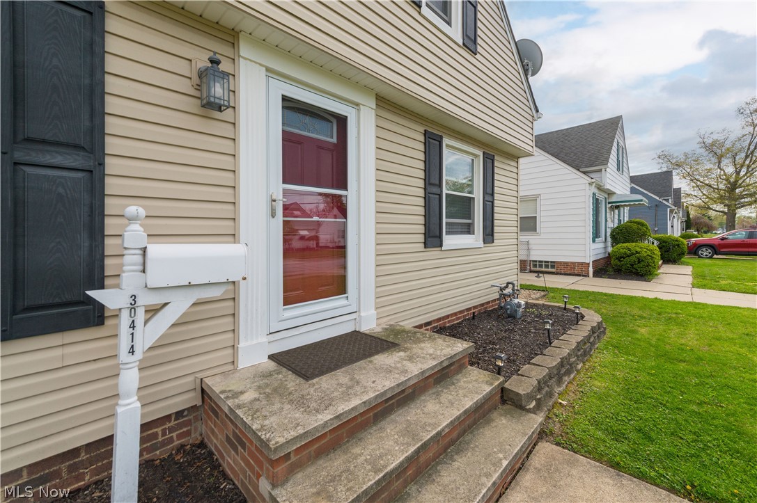 30414 Mildred Drive Willowick OH 44095