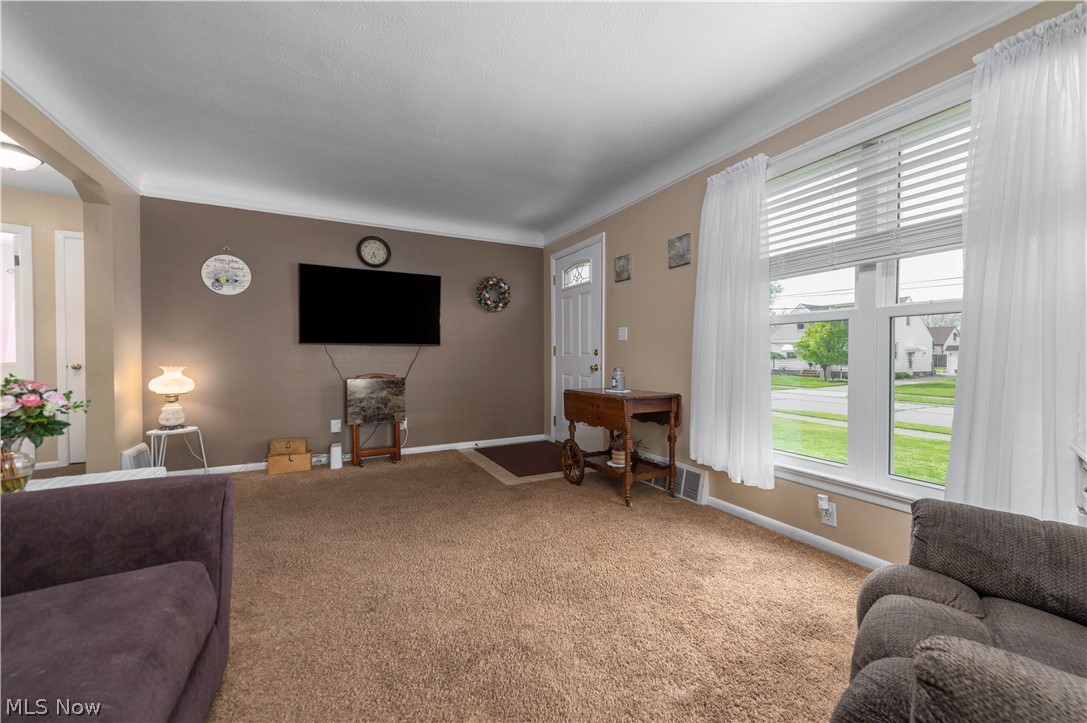30414 Mildred Drive Willowick OH 44095
