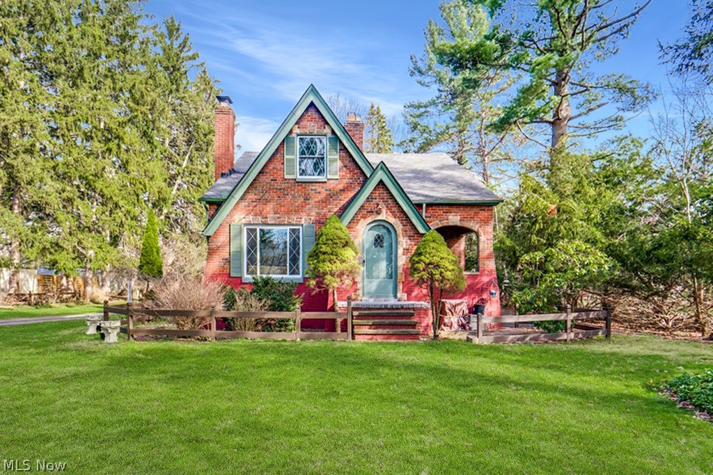 18860 Lorain Road Fairview Park OH 44126
