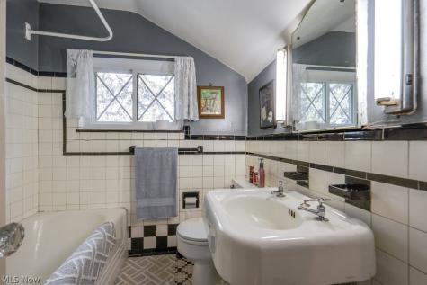 18860 Lorain Road Fairview Park OH 44126