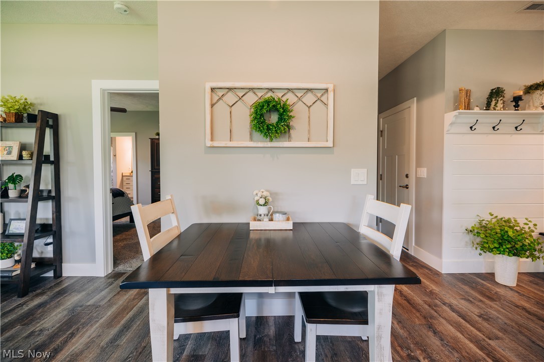 9280 Woodland Blue Drive Seville OH 44273