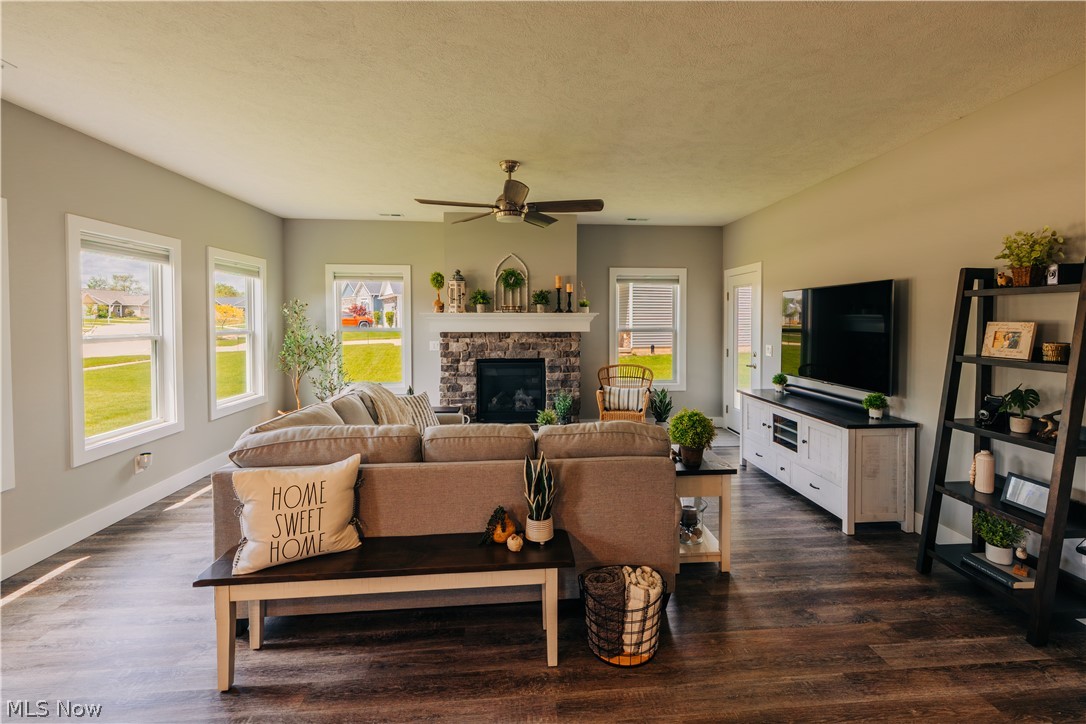 9280 Woodland Blue Drive Seville OH 44273