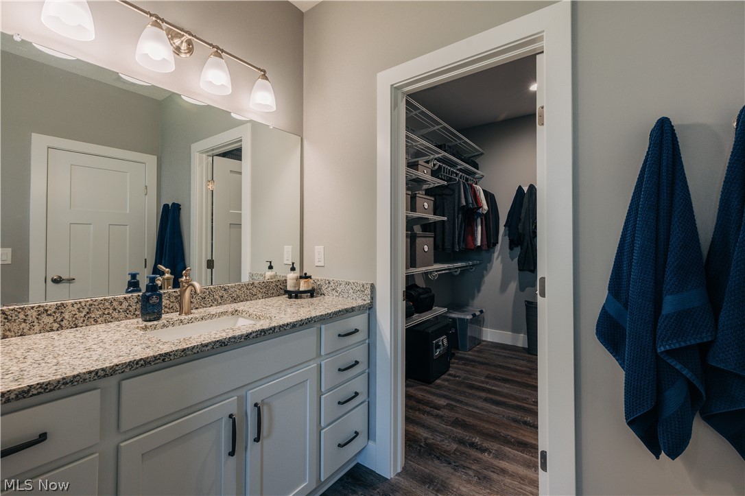 9280 Woodland Blue Drive Seville OH 44273