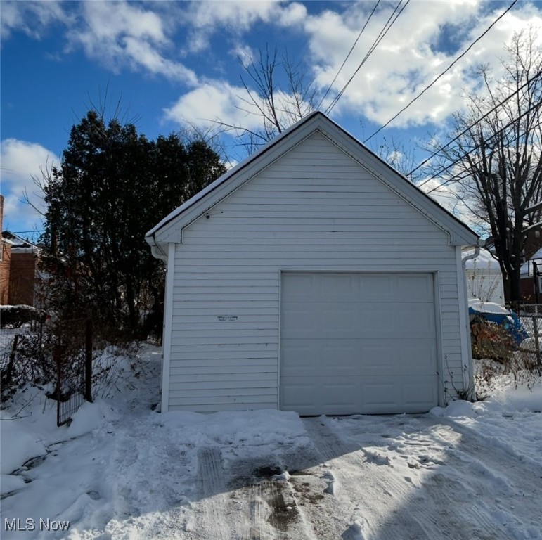 21202 Hillgrove Avenue Maple Heights OH 44137