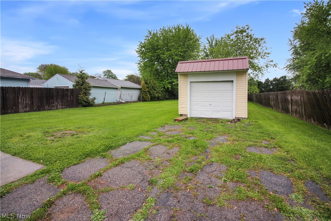 564 Williams Street Painesville OH 44077