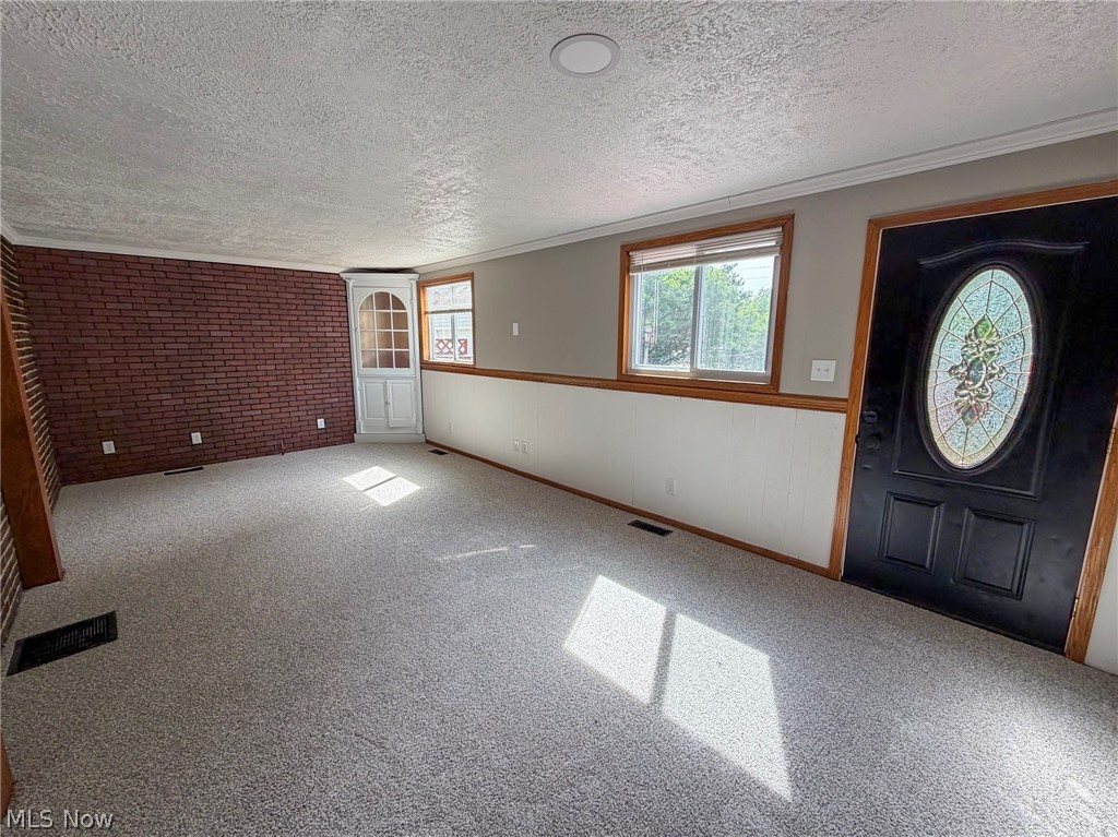434 Pennsylvania Avenue Mcdonald OH 44437