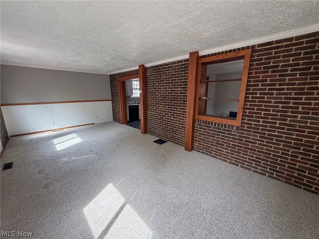 434 Pennsylvania Avenue Mcdonald OH 44437
