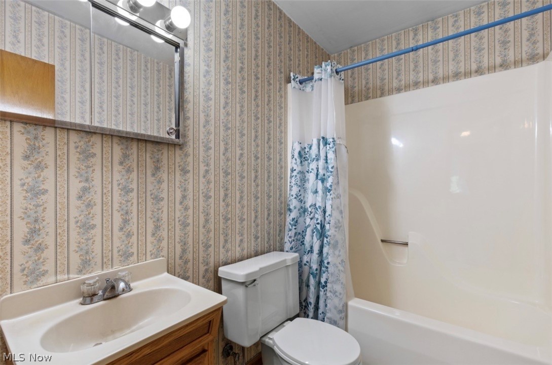 71767 Sunny Acres Drive Martins Ferry OH 43935