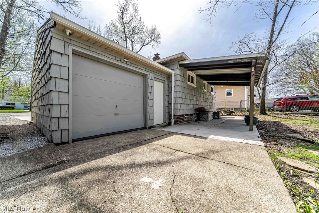 575 W Glendale Street Bedford OH 44146