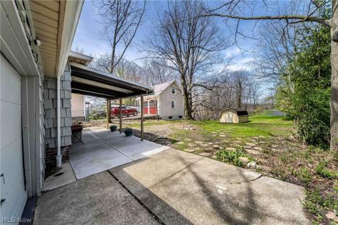 575 W Glendale Street Bedford OH 44146