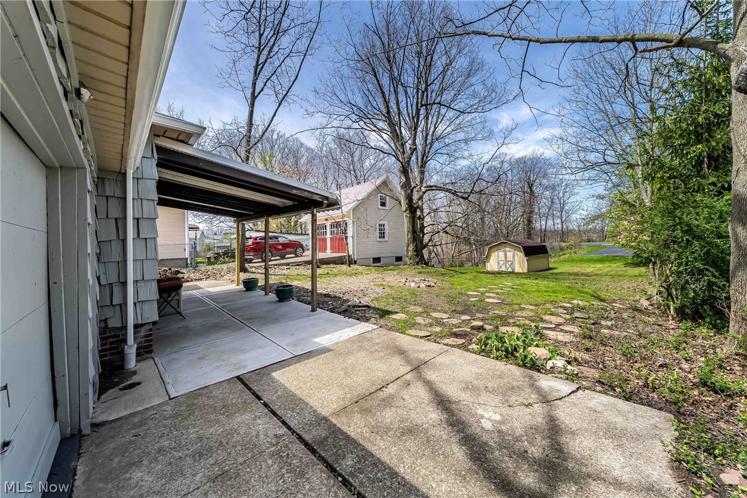 575 W Glendale Street Bedford OH 44146