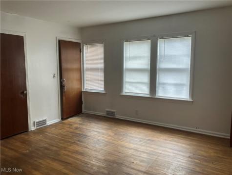 1659 Ivydale Road Cleveland Heights OH 44118