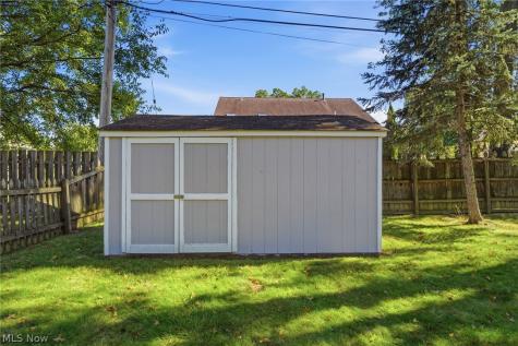 1831 Eaton Drive Avon OH 44011
