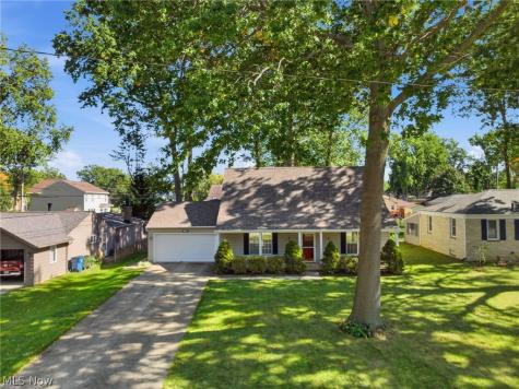1831 Eaton Drive Avon OH 44011
