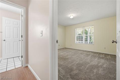 1831 Eaton Drive Avon OH 44011