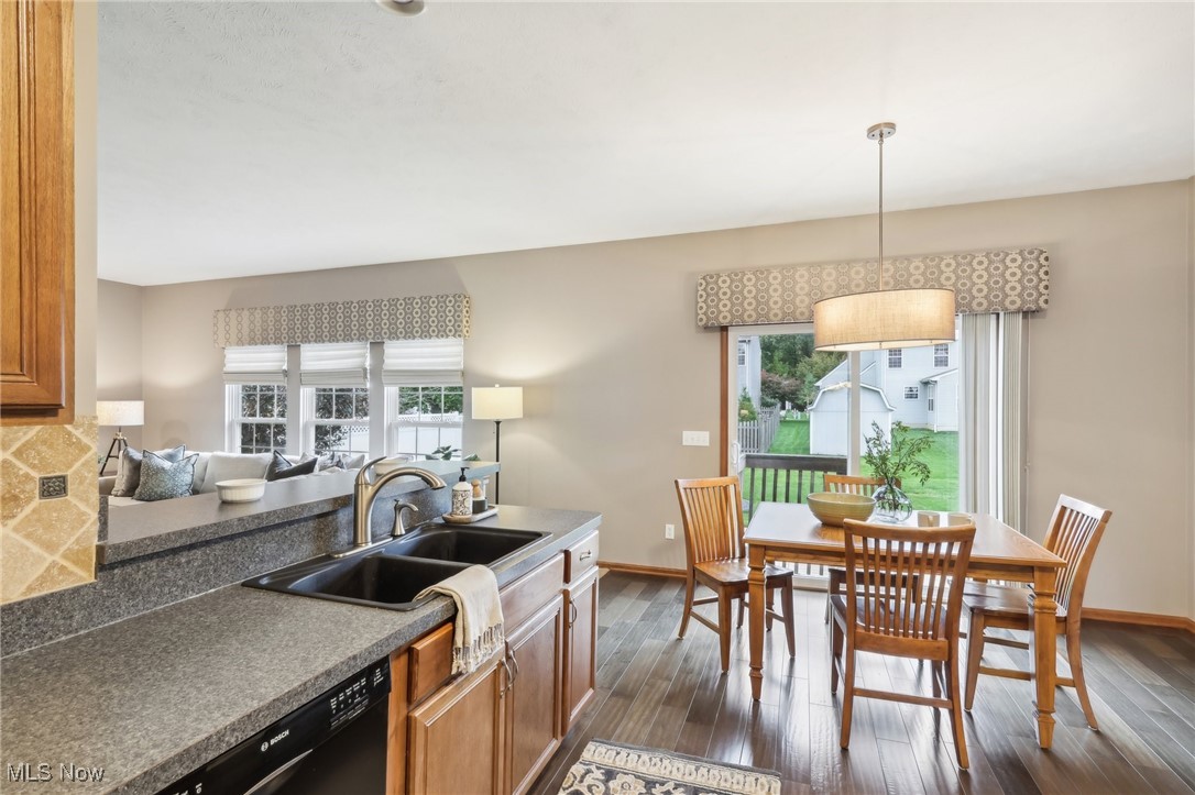 1684 W Ash Drive Avon OH 44011