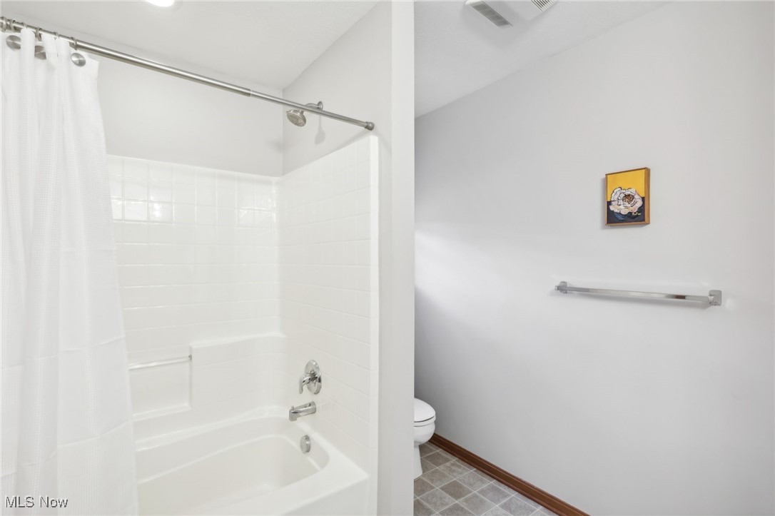 1684 W Ash Drive Avon OH 44011