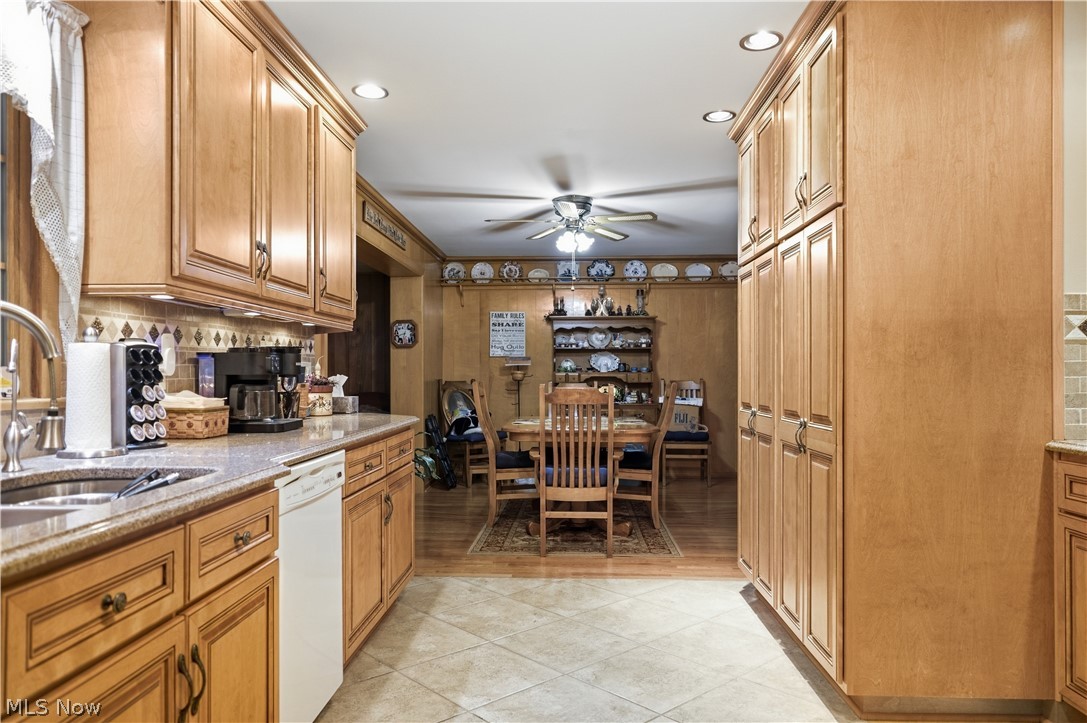 885 W Pidgeon Road Salem OH 44460