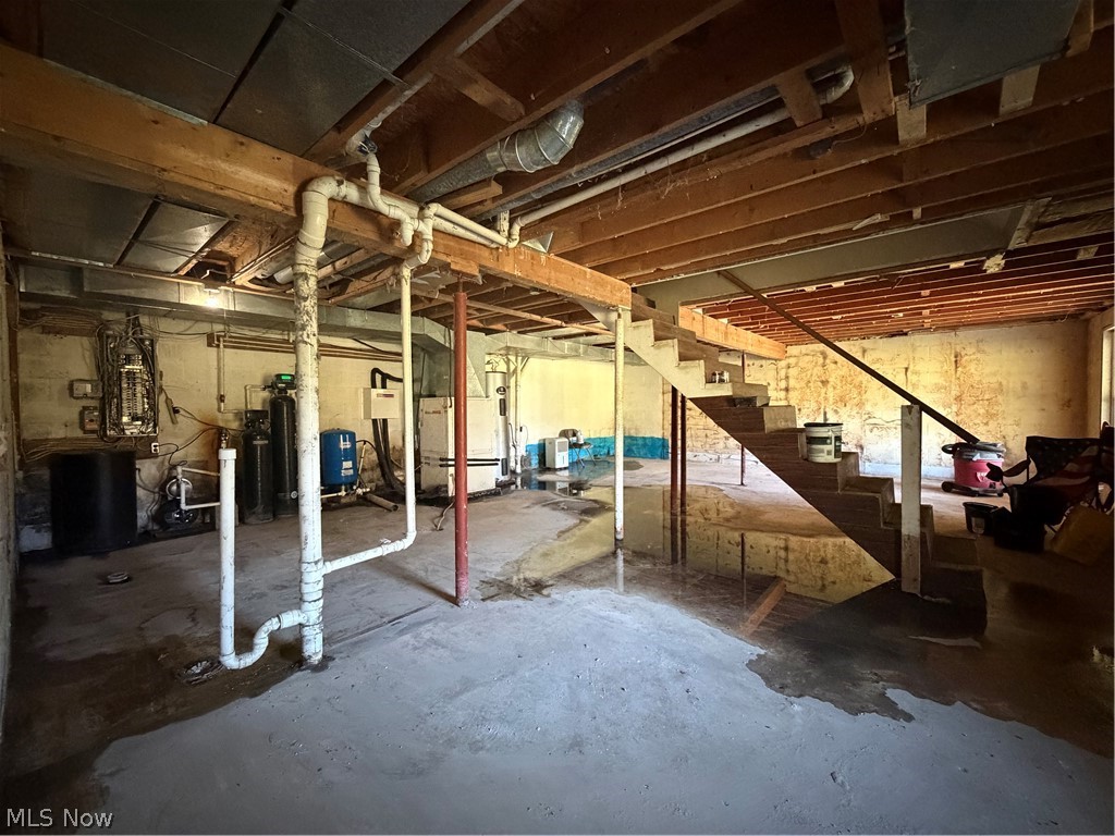 3950 Wolf Road SW Port Washington OH 43837