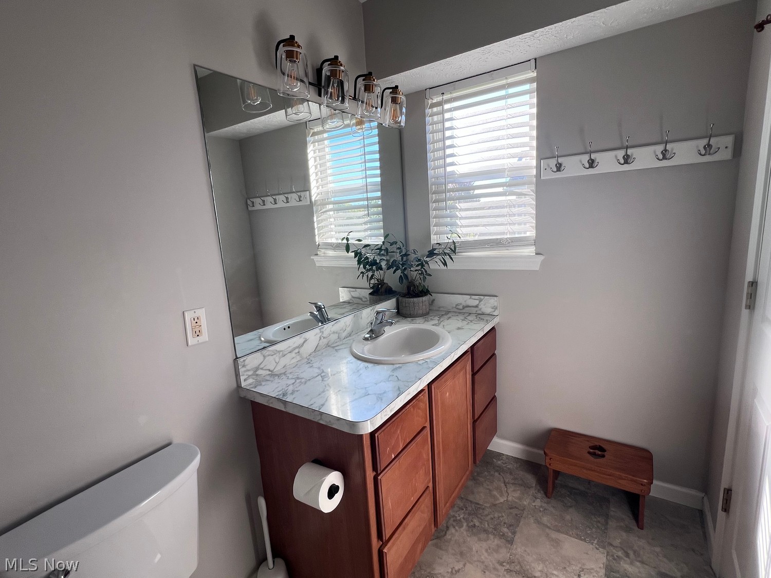 560 Parkside Reserve Street Wellington OH 44090